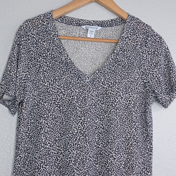 Athleta Breezy Scoop V-Neck Tee - Micro Cheetah Print Black/Taupe - Picture 3 of 13